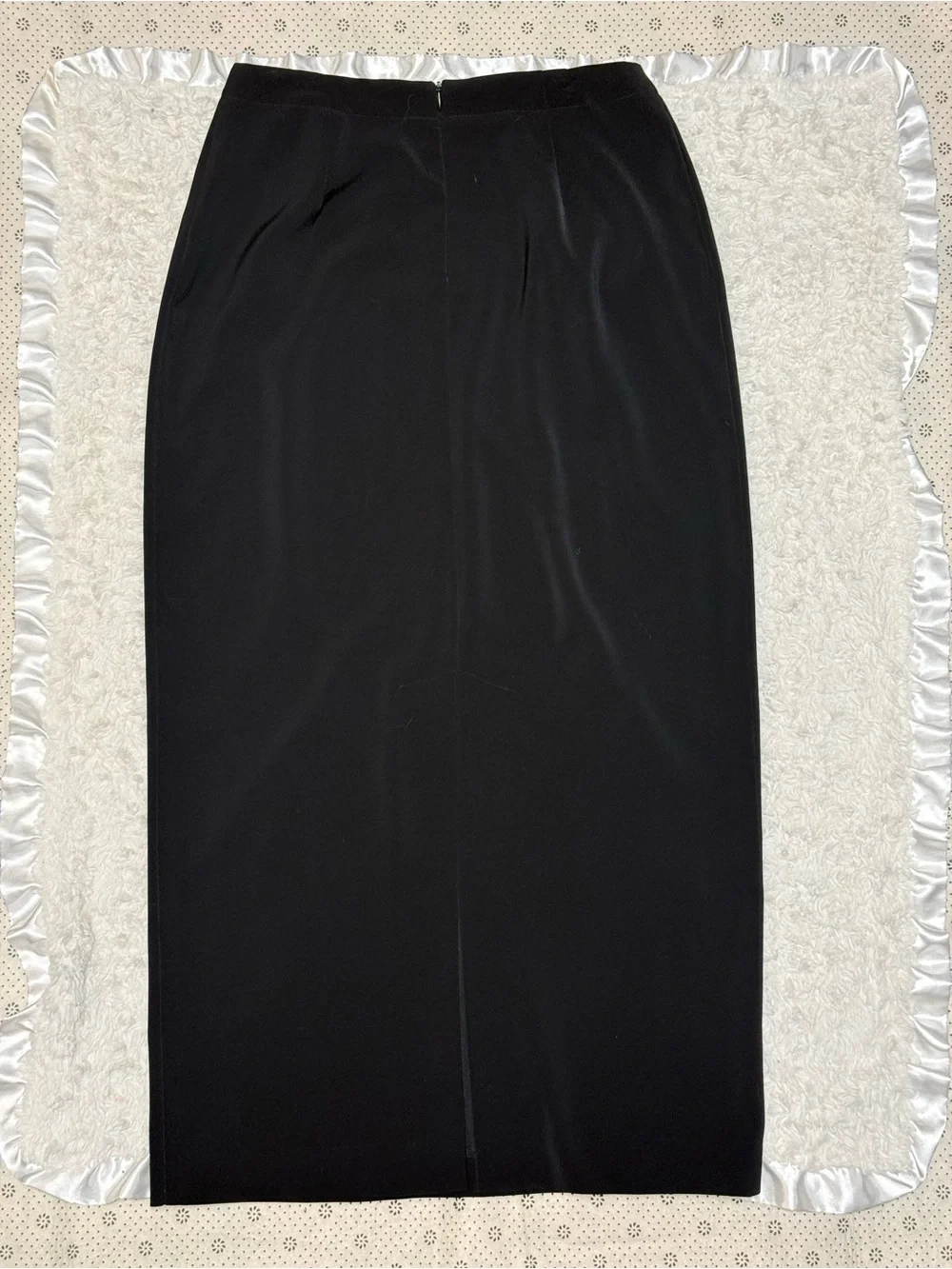 Liz Baker Black Maxi Pencil Skirt Size 8 | Classic Career & Office Wear
